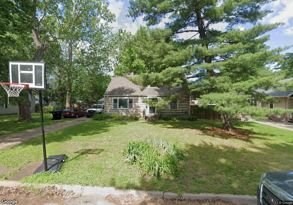 1723 SW Medford Ave, Topeka, KS 66604 - photo 1