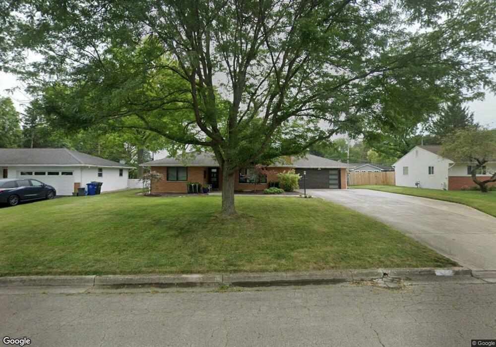 4194 Fairoaks Dr, Columbus, OH 43214 - photo 1