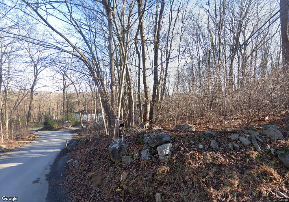 204 Hustis Rd, Cold Spring, NY 10516 - photo 1