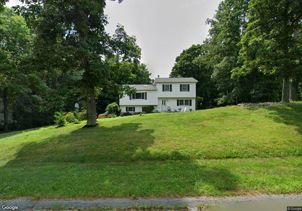 36 Mollys Way, Poughkeepsie, NY 12601 - photo 1