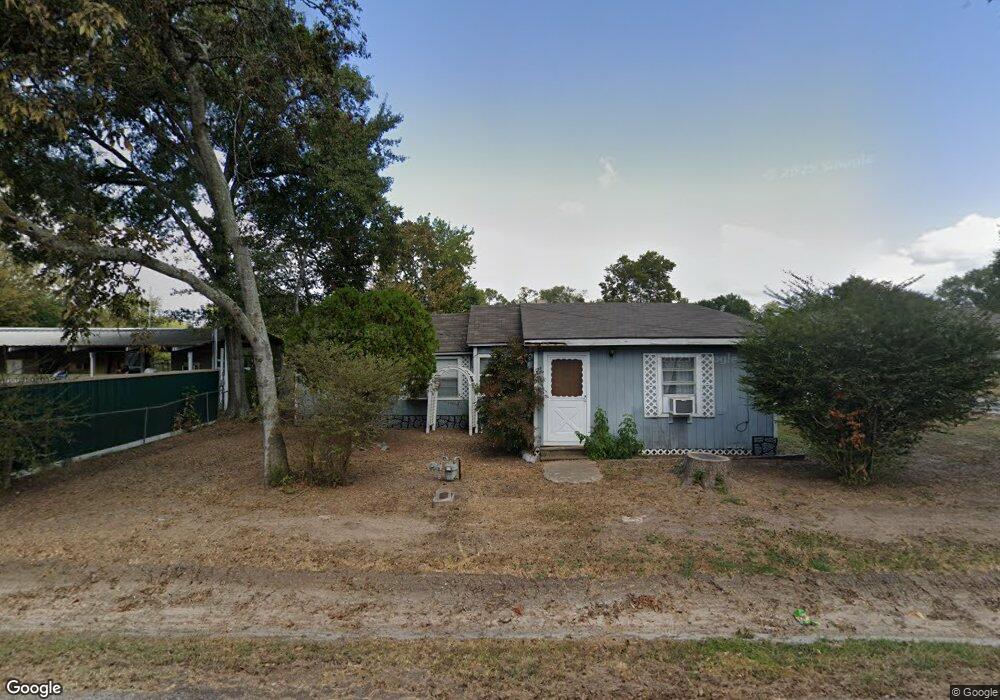 2702 Taylor St, Waller, TX 77484 - photo 1