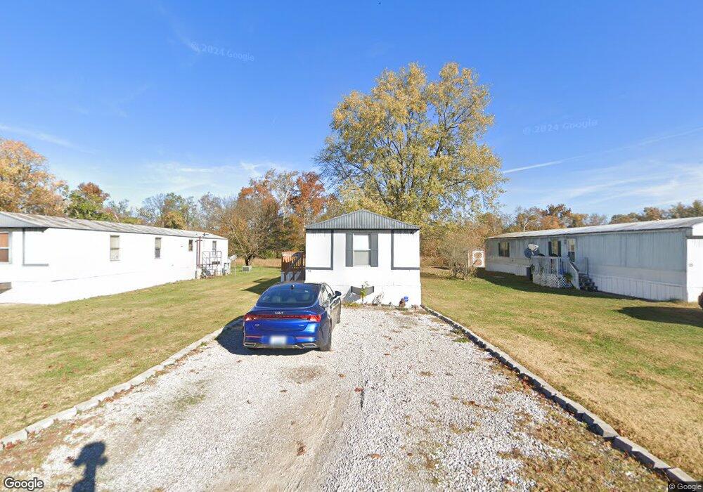 118 Windsor Dr, Frankfort, KY 40601 - photo 1