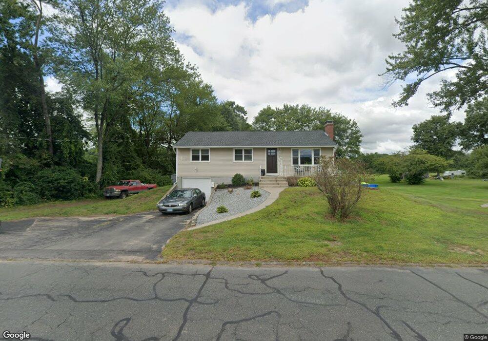 61 Middle Rd, Enfield, CT 06082 - photo 1