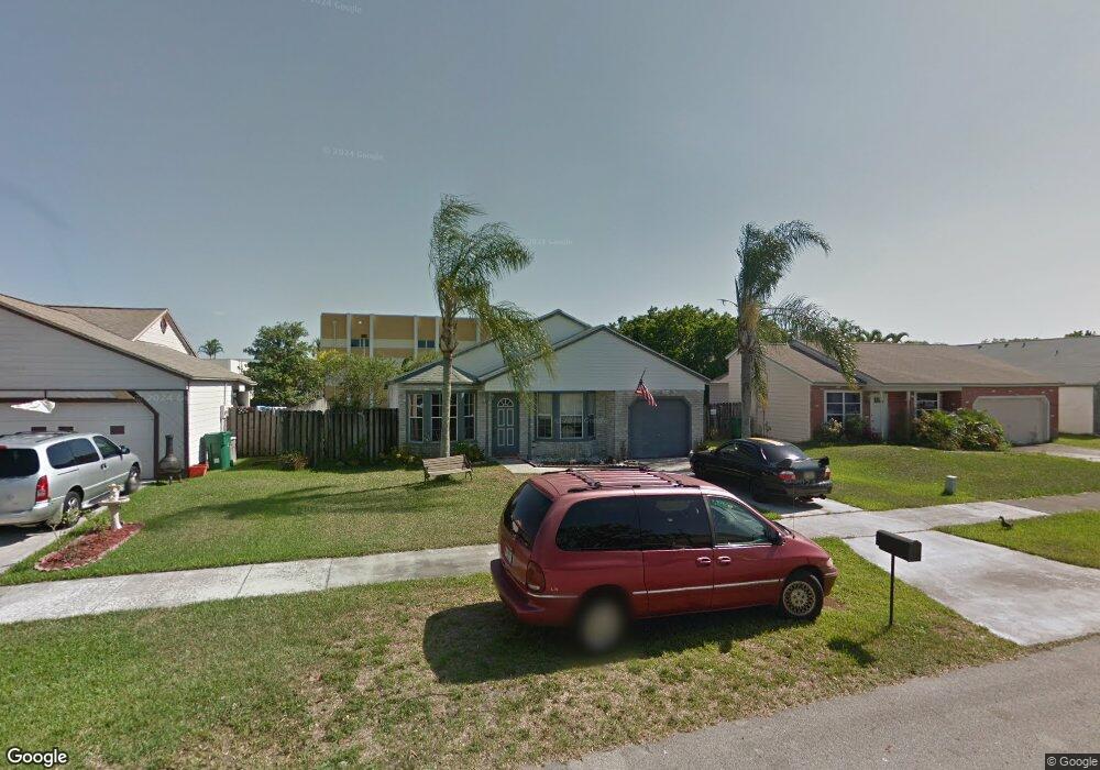 13440 SW 10th Place, Davie, FL 33325 - photo 1