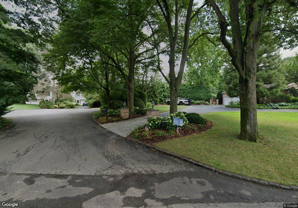 69 Drake Ln, Manhasset, NY 11030 - photo 1