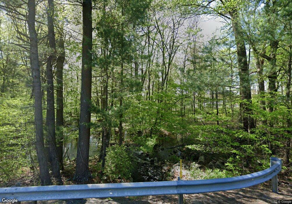 114 Tunnel Rd, Milford, PA 18337 - photo 1