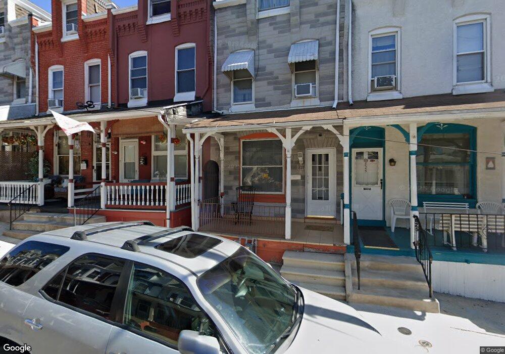 829 Pear St, Reading, PA 19601 - photo 1