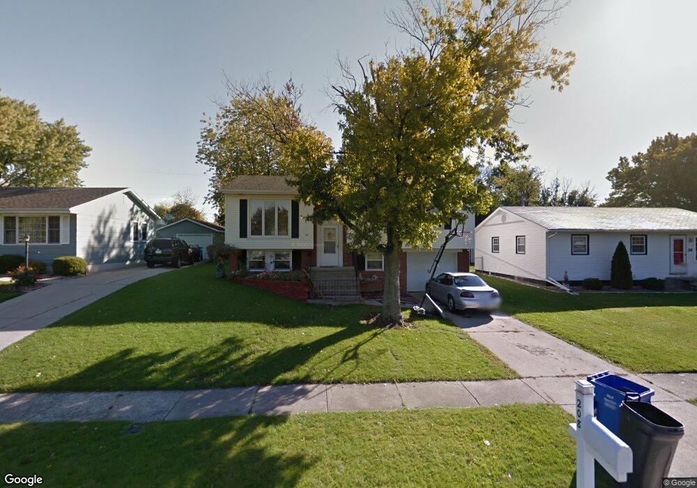 208 S Chase Dr, Crown Point, IN 46307 - photo 1