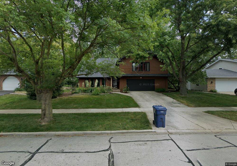 1209 Chateaugay Ave, Naperville, IL 60540 - photo 1