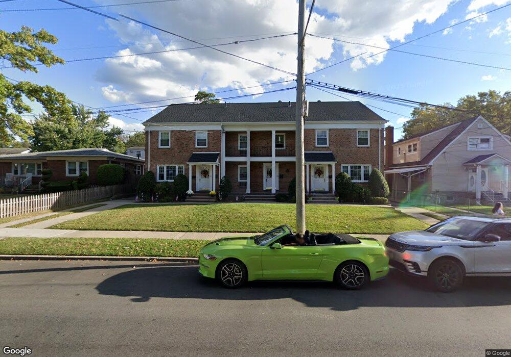 2104 Victory Blvd unit B, Staten Island, NY 10314 - photo 1