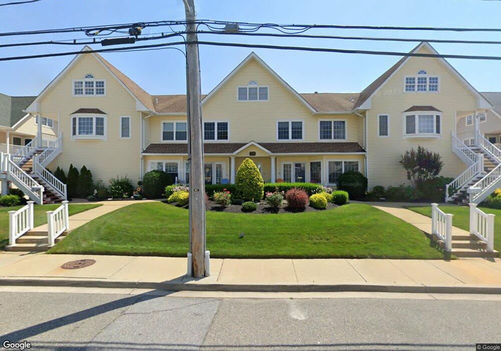 233 Westside Ave unit D, Freeport, NY 11520 - photo 1