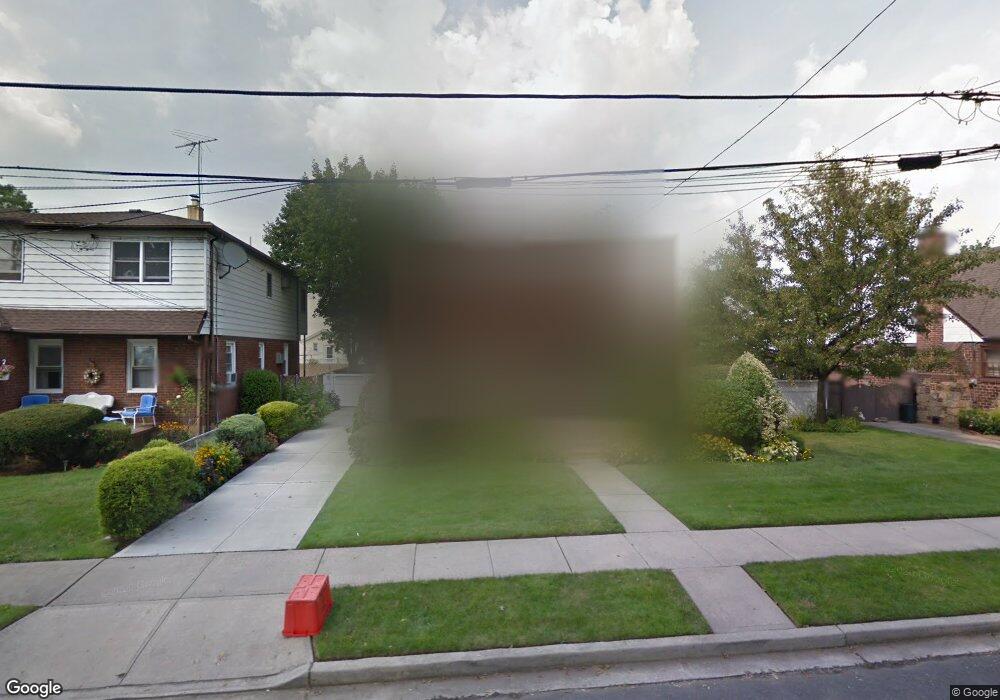 1084 Barnes St, Franklin Square, NY 11010 - photo 1