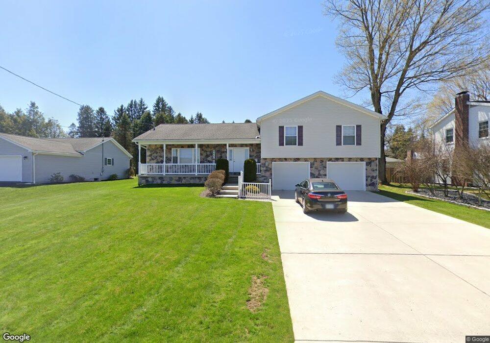 426 Dickinson St, Johnstown, PA 15905 - photo 1