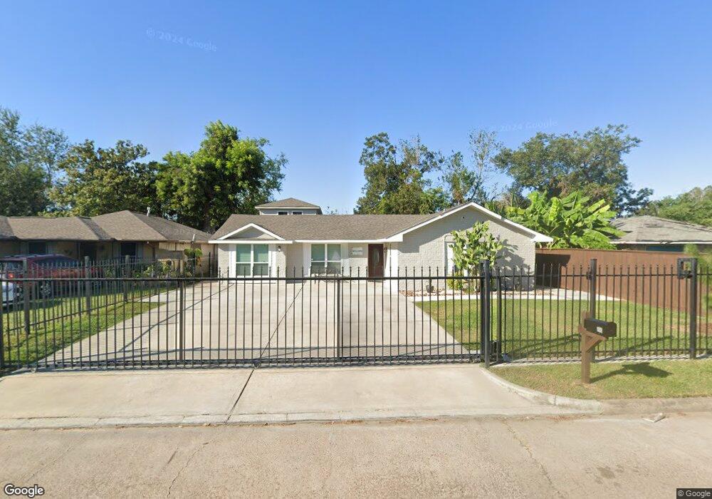 918 Forestburg Dr, Houston, TX 77038 - photo 1
