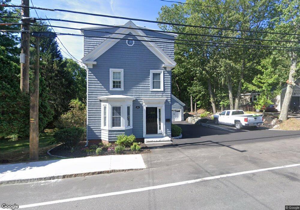 697 Sagamore Ave, Portsmouth, NH 03801 - photo 1