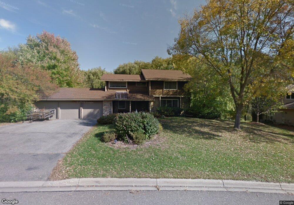 16830 Creek Ridge Trail, Minnetonka, MN 55345 - photo 1