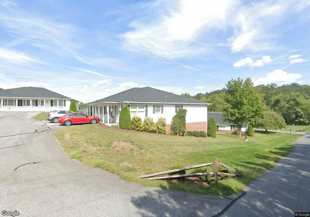 16 Garden Ct, Berkeley Springs, WV 25411 - photo 1