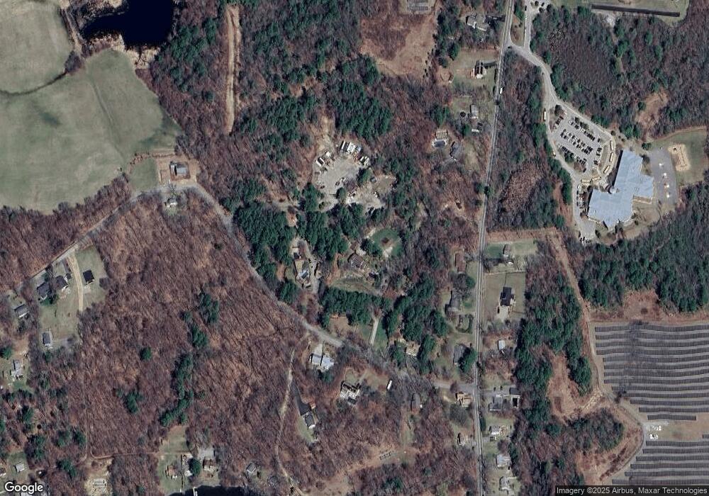 135 Wilson St, Spencer, MA 01562 - photo 1