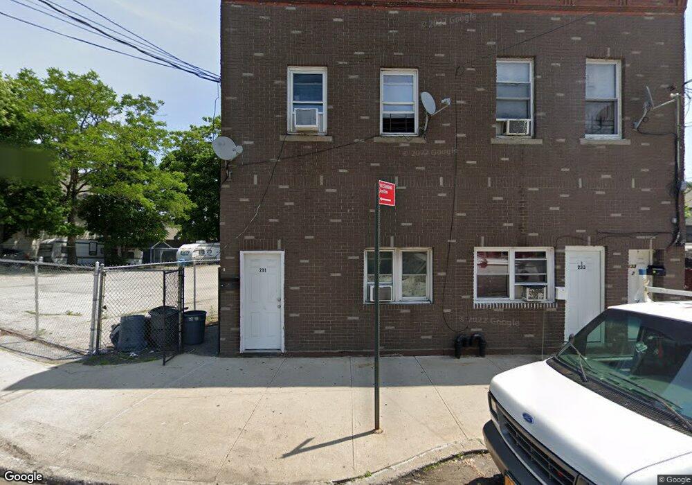 231 Jewett Ave, Staten Island, NY 10302 - photo 1