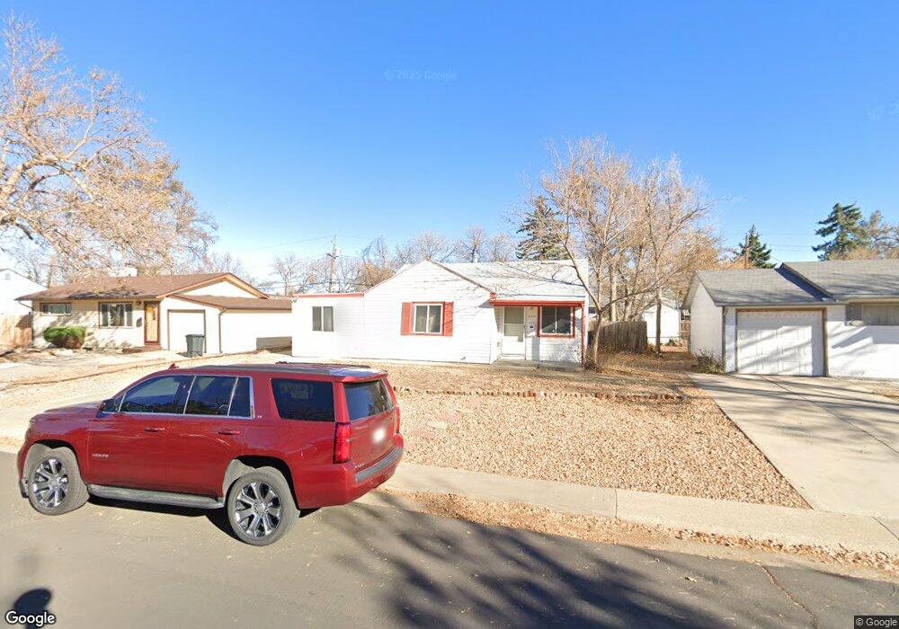 950 Newark St, Aurora, CO 80010 - photo 1