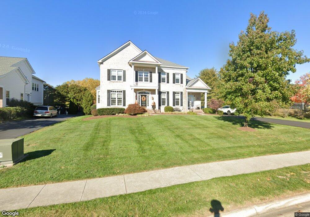 43498 Savoy Woods Ct, Chantilly, VA 20152 - photo 1