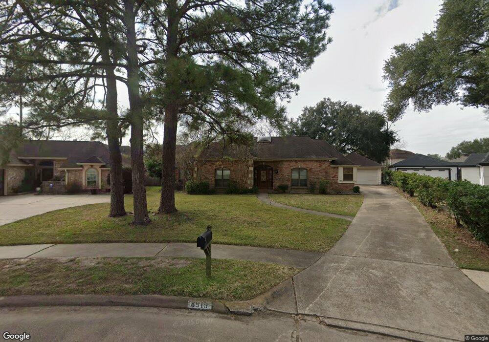 8919 Arlington Forest Dr, Houston, TX 77088 - photo 1