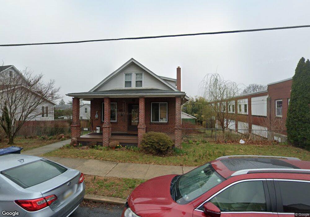 2122 Spring St, Reading, PA 19609 - photo 1