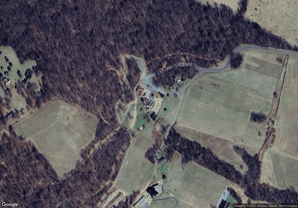 18701 Foggy Bottom Rd, Bluemont, VA 20135 - photo 1