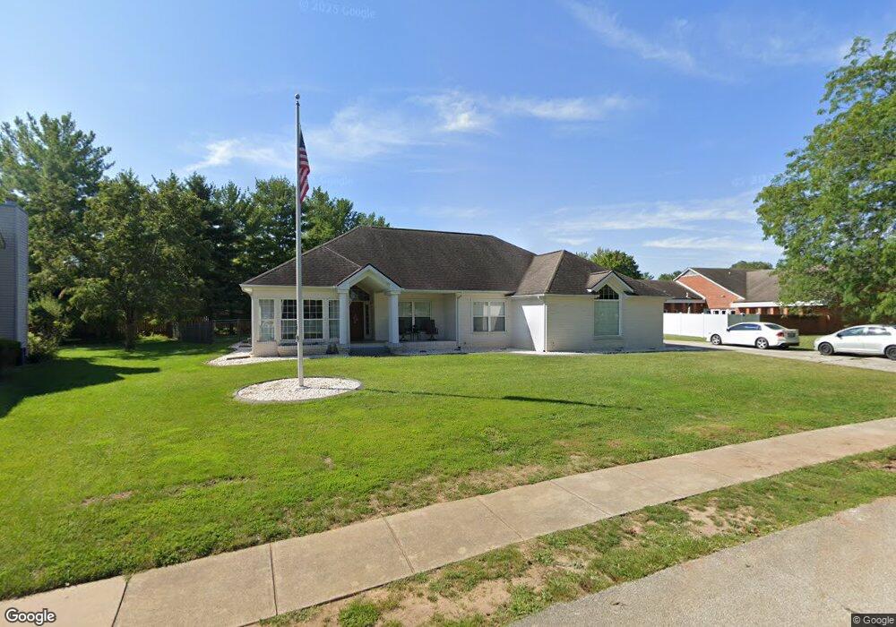 893 Hummingbird Ln, Columbus, IN 47203 - photo 1