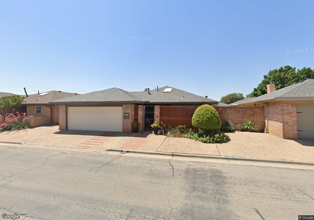 907 Ventura Ave, Midland, TX 79705 - photo 1