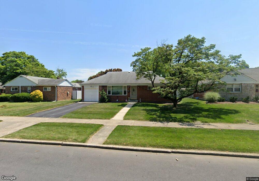 2938 W Greenleaf St, Allentown, PA 18104 - photo 1