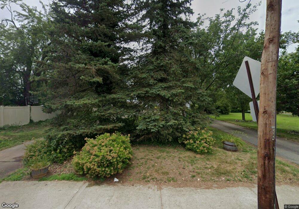 64 Morris Cove Rd, New Haven, CT 06512 - photo 1