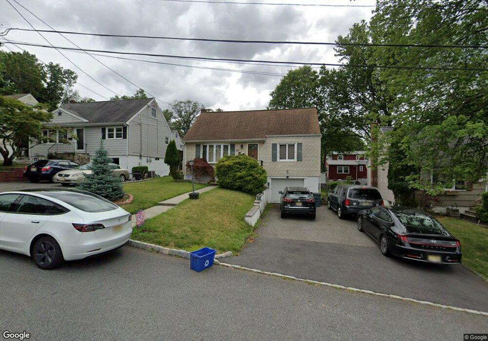 60 Phyllis Rd, West Orange, NJ 07052 - photo 1