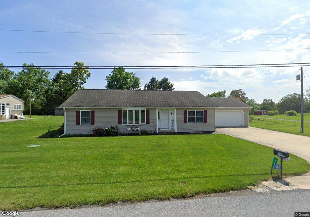 2136 Fisher Rd, Chambersburg, PA 17202 - photo 1