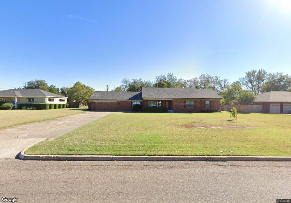 1621 N Union Ave, Shawnee, OK 74804 - photo 1