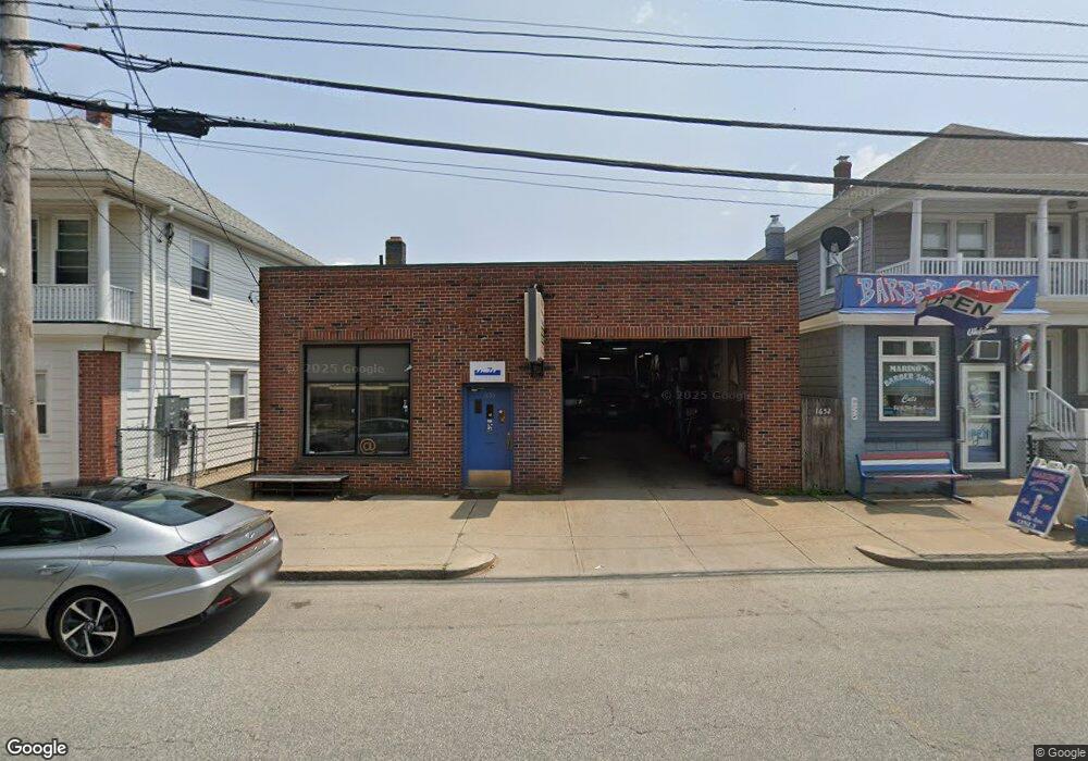 1650 Cranston St, Cranston, RI 02920 - photo 1