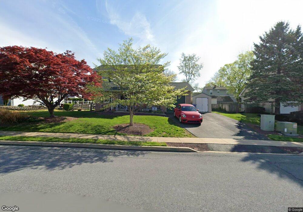 4205 Glenside Dr, Reading, PA 19605 - photo 1