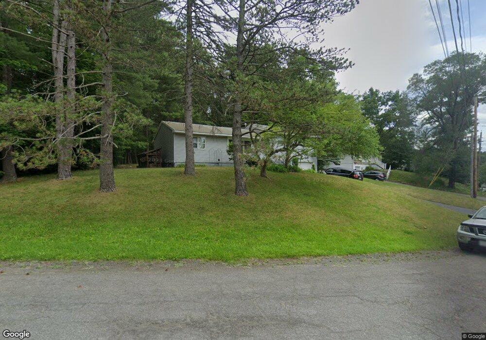 19 Dahlem Blvd, Schenectady, NY 12309 - photo 1