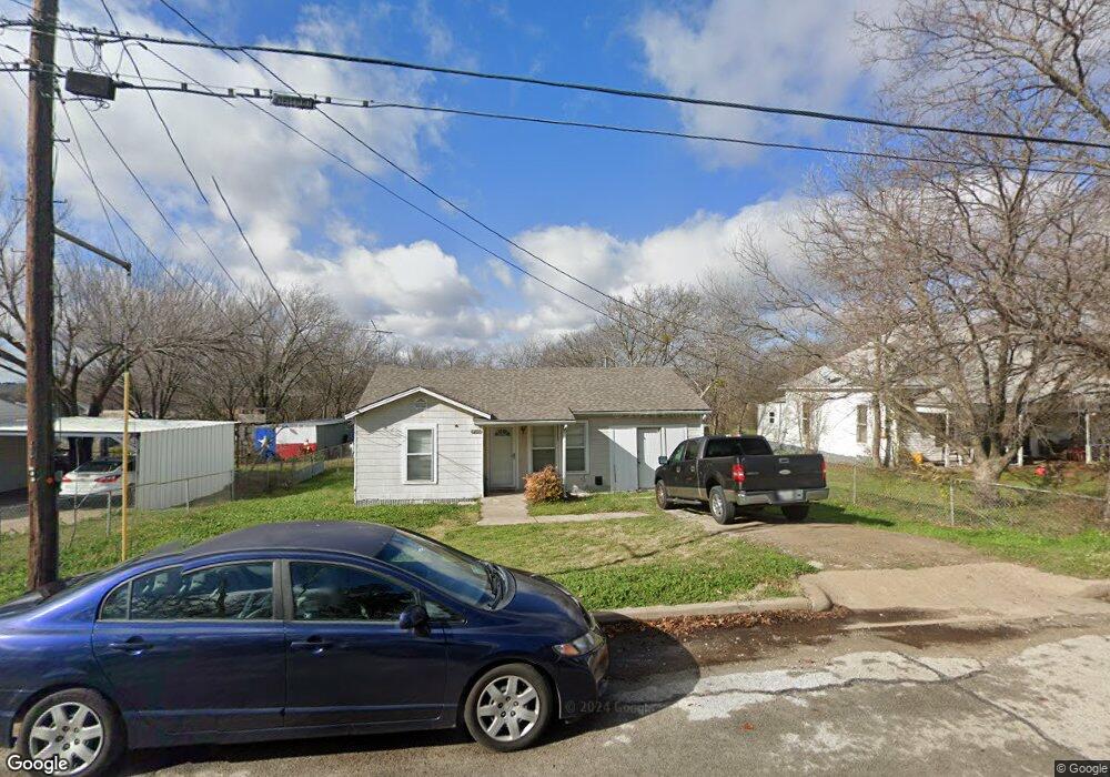 1209 N Rusk St, Weatherford, TX 76086 - photo 1