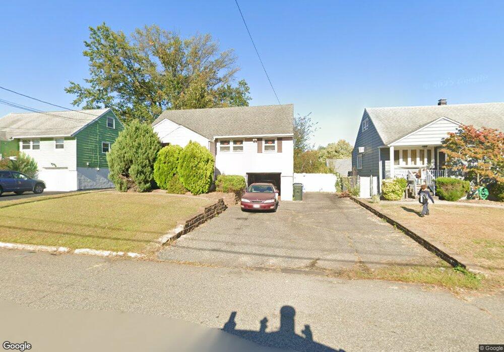 14 Maryknoll Rd, Metuchen, NJ 08840 - photo 1