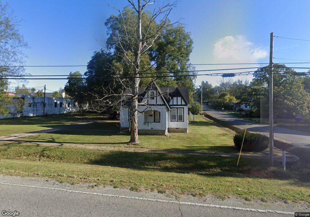1013 Belmont Ave, Shelbyville, TN 37160 - photo 1