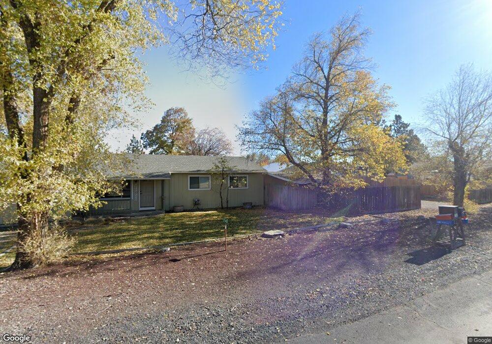 2050 SW Timber Ave, Redmond, OR 97756 - photo 1