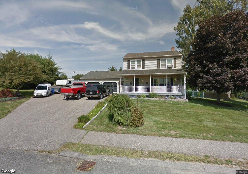 61 Tamarack Dr, South Berwick, ME 03908 - photo 1