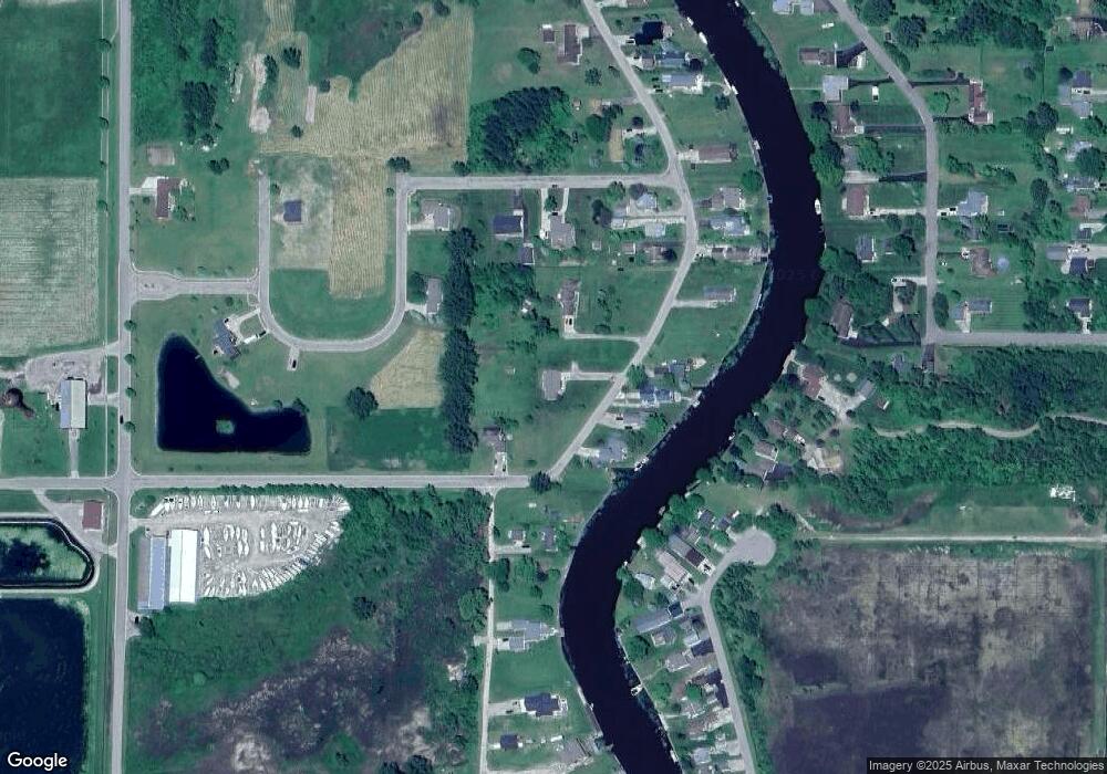 910 S Augres River Dr, Au Gres, MI 48703 - photo 1