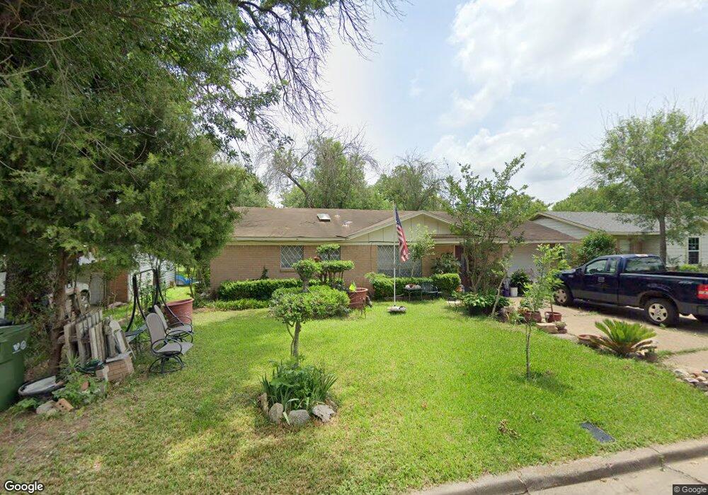 3512 Cloverleaf Dr, Waco, TX 76706 - photo 1