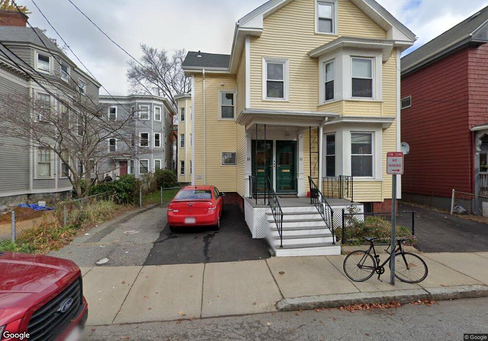 23A Kelly Rd unit 2, Cambridge, MA 02139 - photo 1
