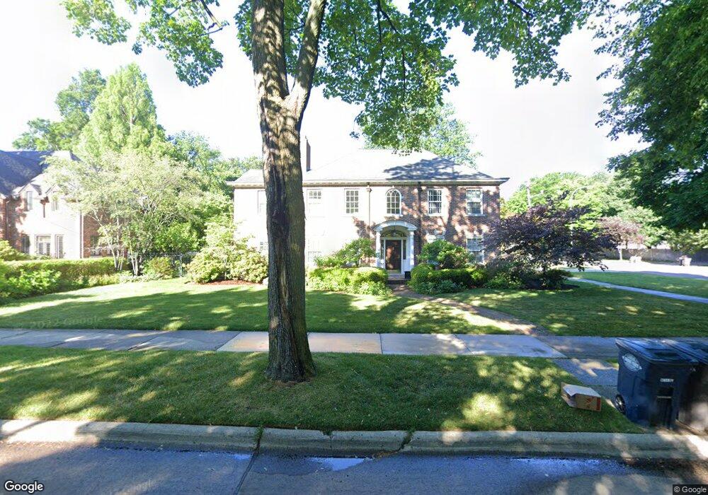 553 University Place, Grosse Pointe, MI 48230 - photo 1
