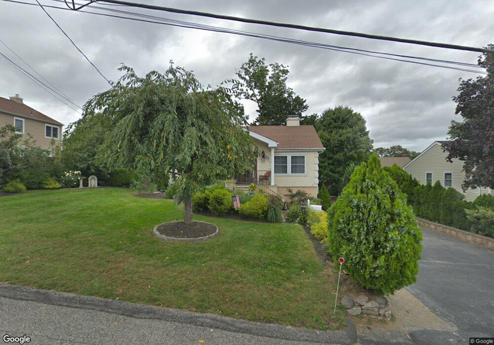 147 Broad St, Hawthorne, NY 10532 - photo 1