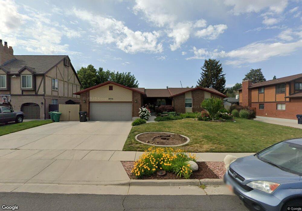 1934 Rua Branco Dr, Sandy, UT 84093 - photo 1