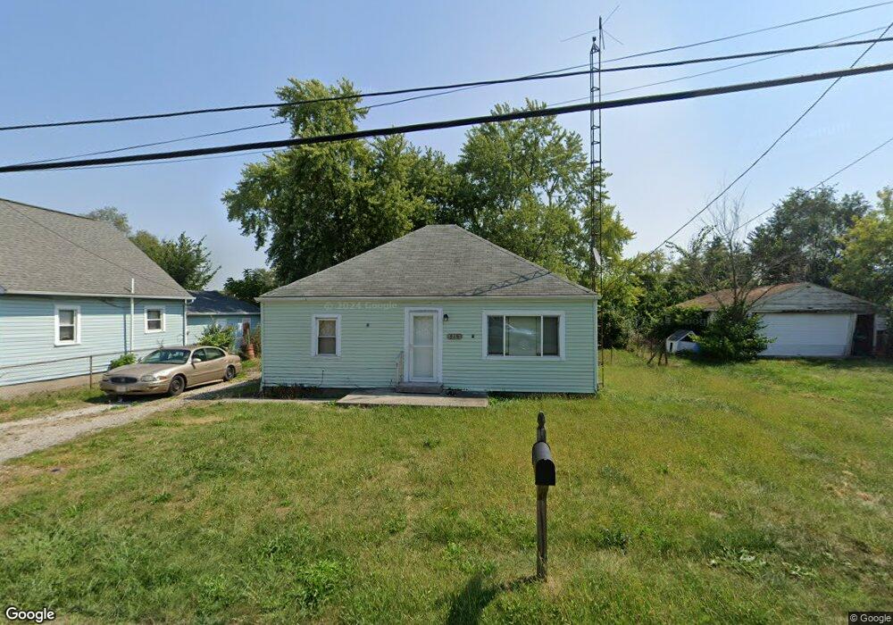 945 Bradford Ave, Lima, OH 45805 - photo 1